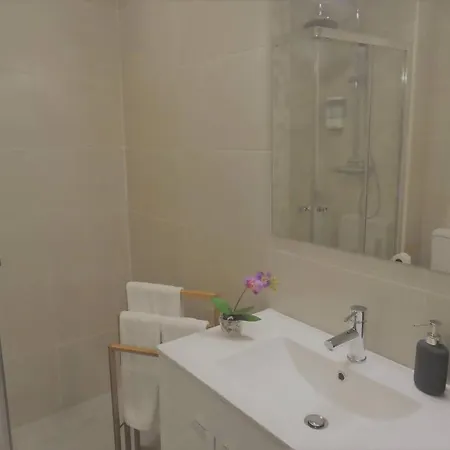 Apartament Bay -clean And Save Program Lagos